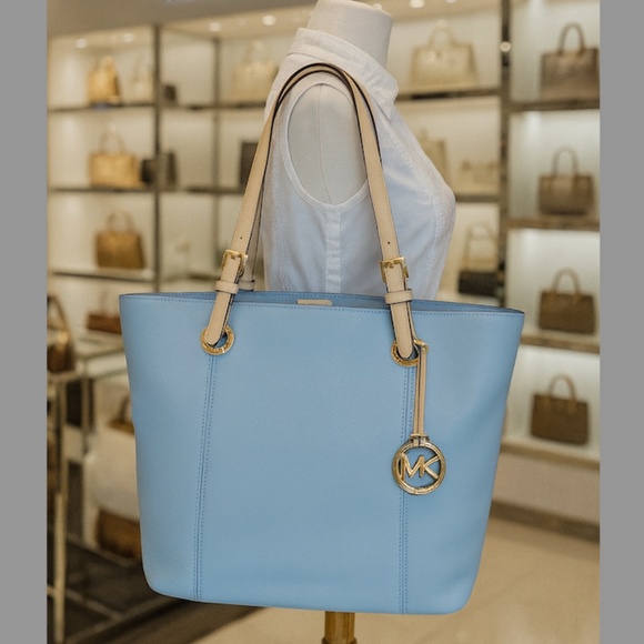 Michael Kors Jet Set Travel XS Zip Vista Blue Tote HandBag  NEW Michael Kors Jet Set Pale Blue Leather Large Shopper Tote Bag